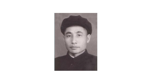 孫漢臣.1958年－1972年任學(xué)校黨委書(shū)記兼校長(zhǎng) 1980年－1982年任學(xué)校黨委書(shū)記 